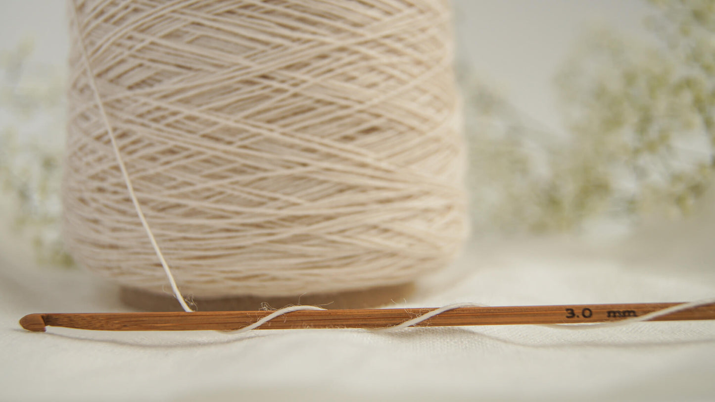 Fil laine et papier sur cone, pour tricot-machine et tissage - Wool and paper yarn on cone for machine knitting and weaving