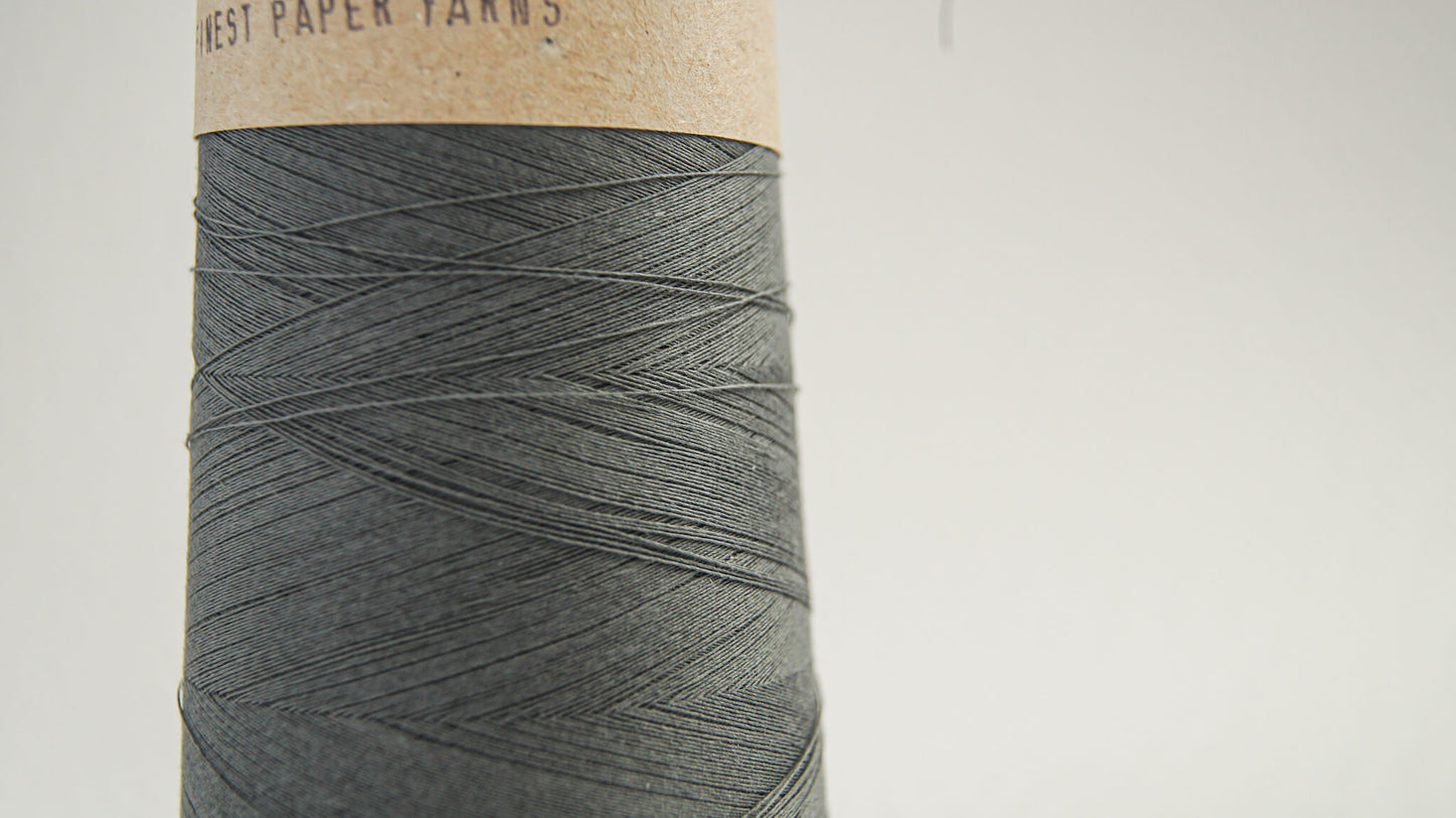 Fil de papier très fin Paperphine, pour tricot machine et tissage - Finest paper yarn on cone from Paperphine, for machine-knitting and weaving